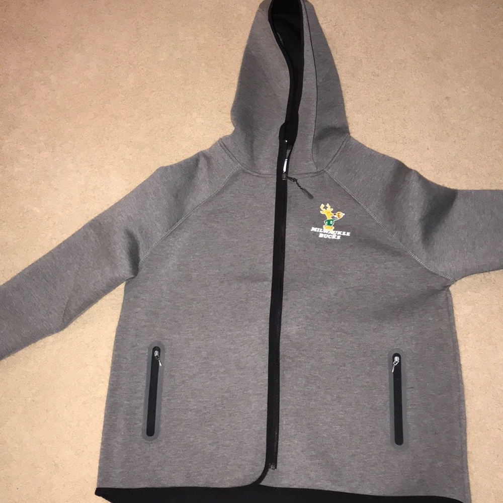 Milwaukee Bucks Dropkick Jacket.